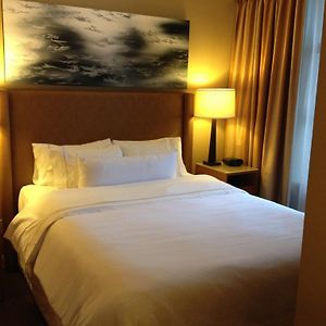 Two-Bedroom King Suite